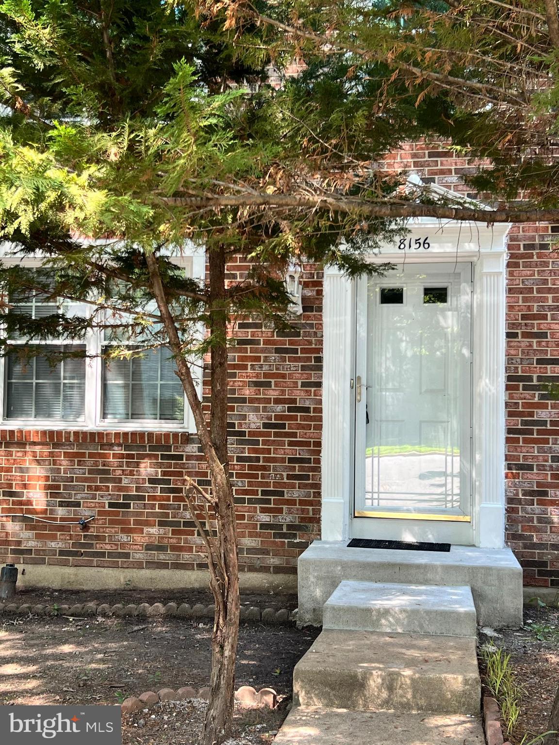 NEWINGTON FOREST - Residential Lease