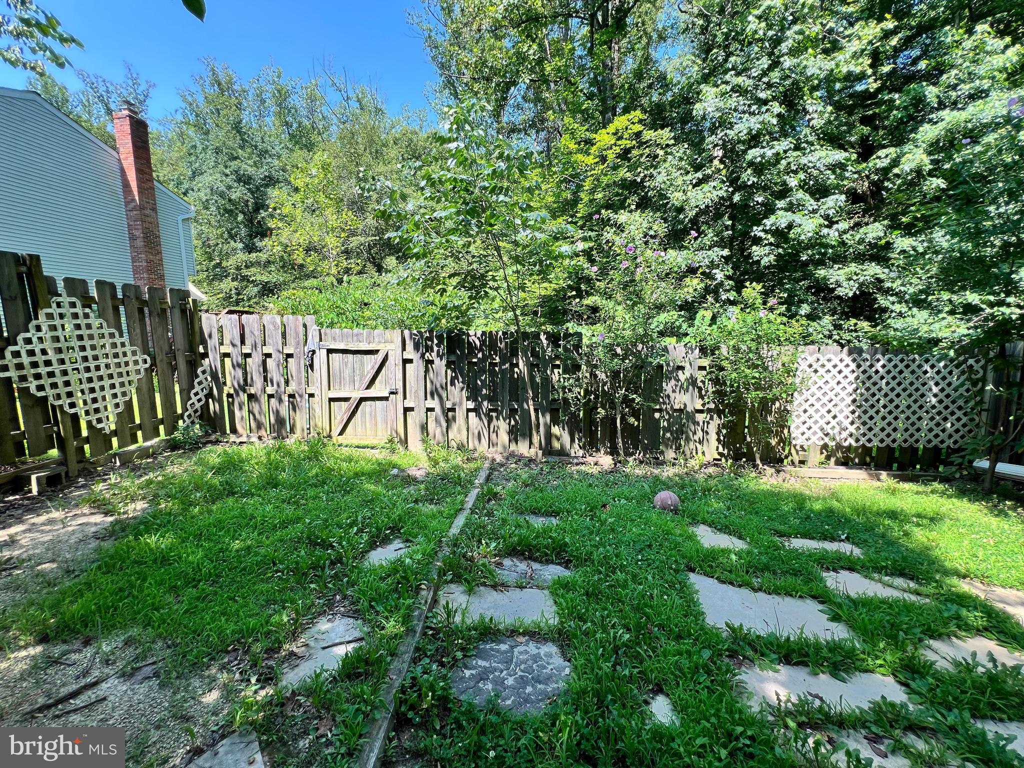 NEWINGTON FOREST - Residential Lease