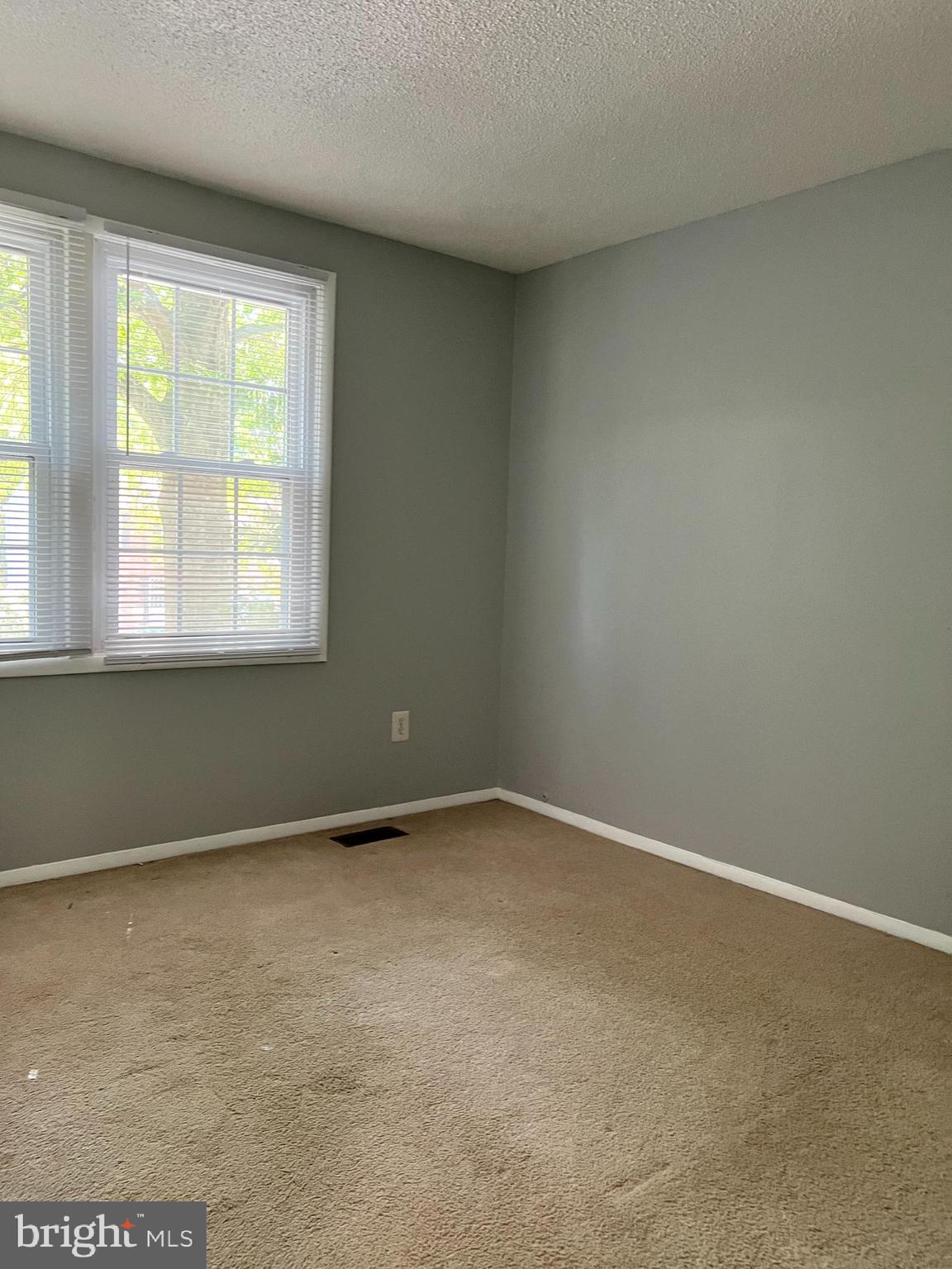 NEWINGTON FOREST - Residential Lease