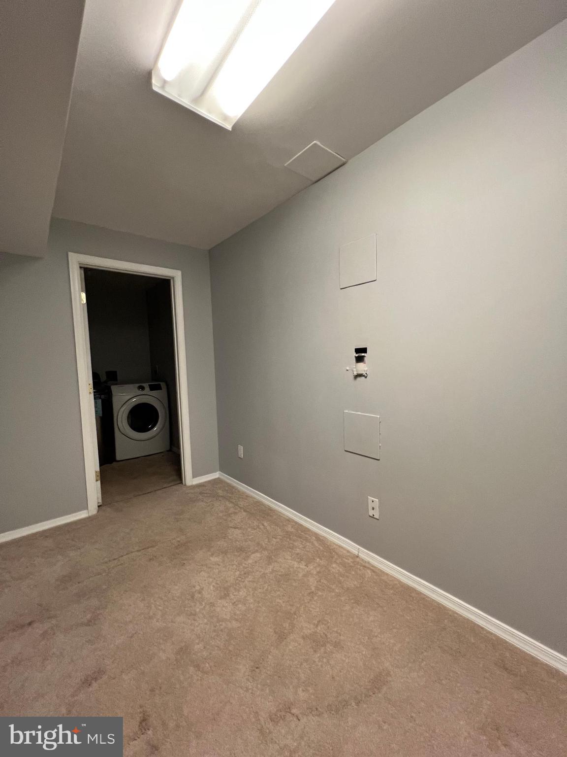 NEWINGTON FOREST - Residential Lease