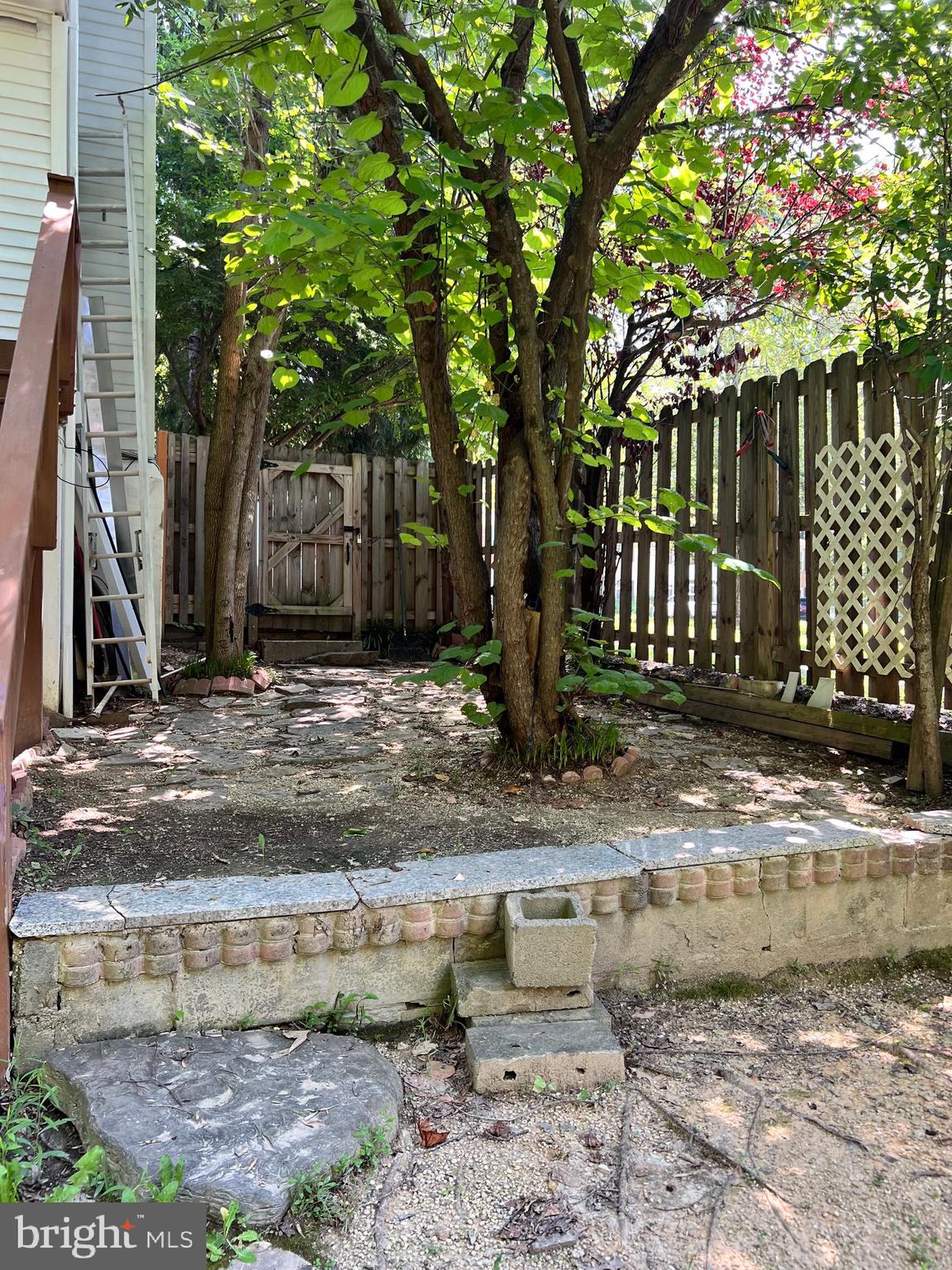 NEWINGTON FOREST - Residential Lease