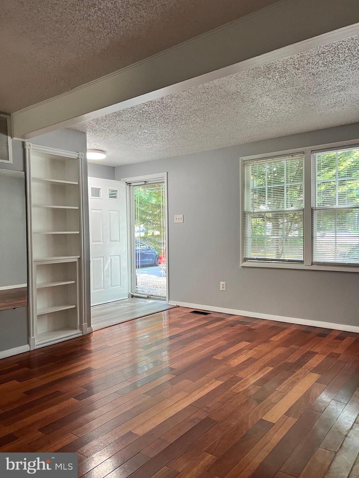 NEWINGTON FOREST - Residential Lease