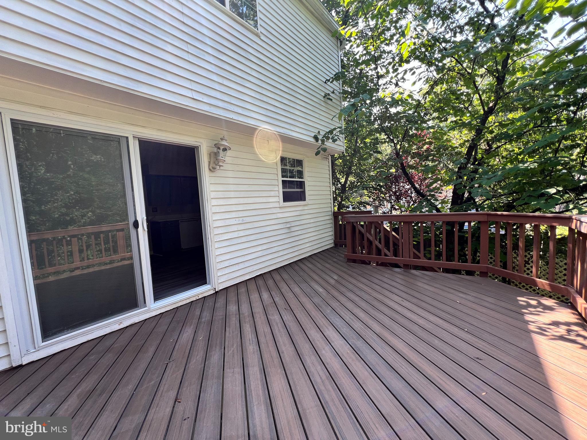 NEWINGTON FOREST - Residential Lease