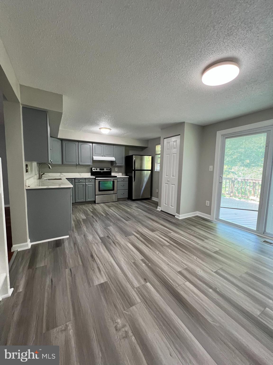 NEWINGTON FOREST - Residential Lease