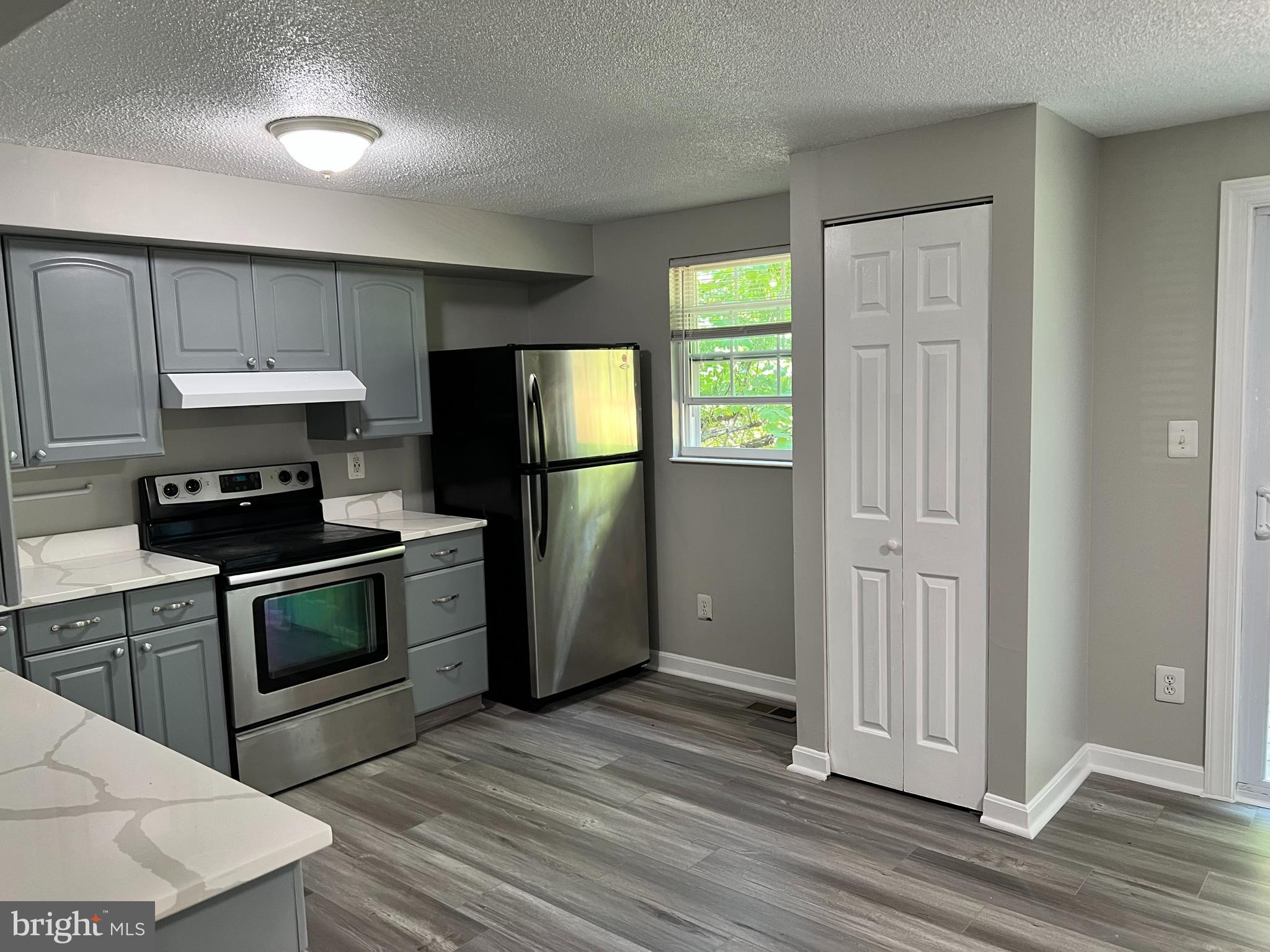 NEWINGTON FOREST - Residential Lease