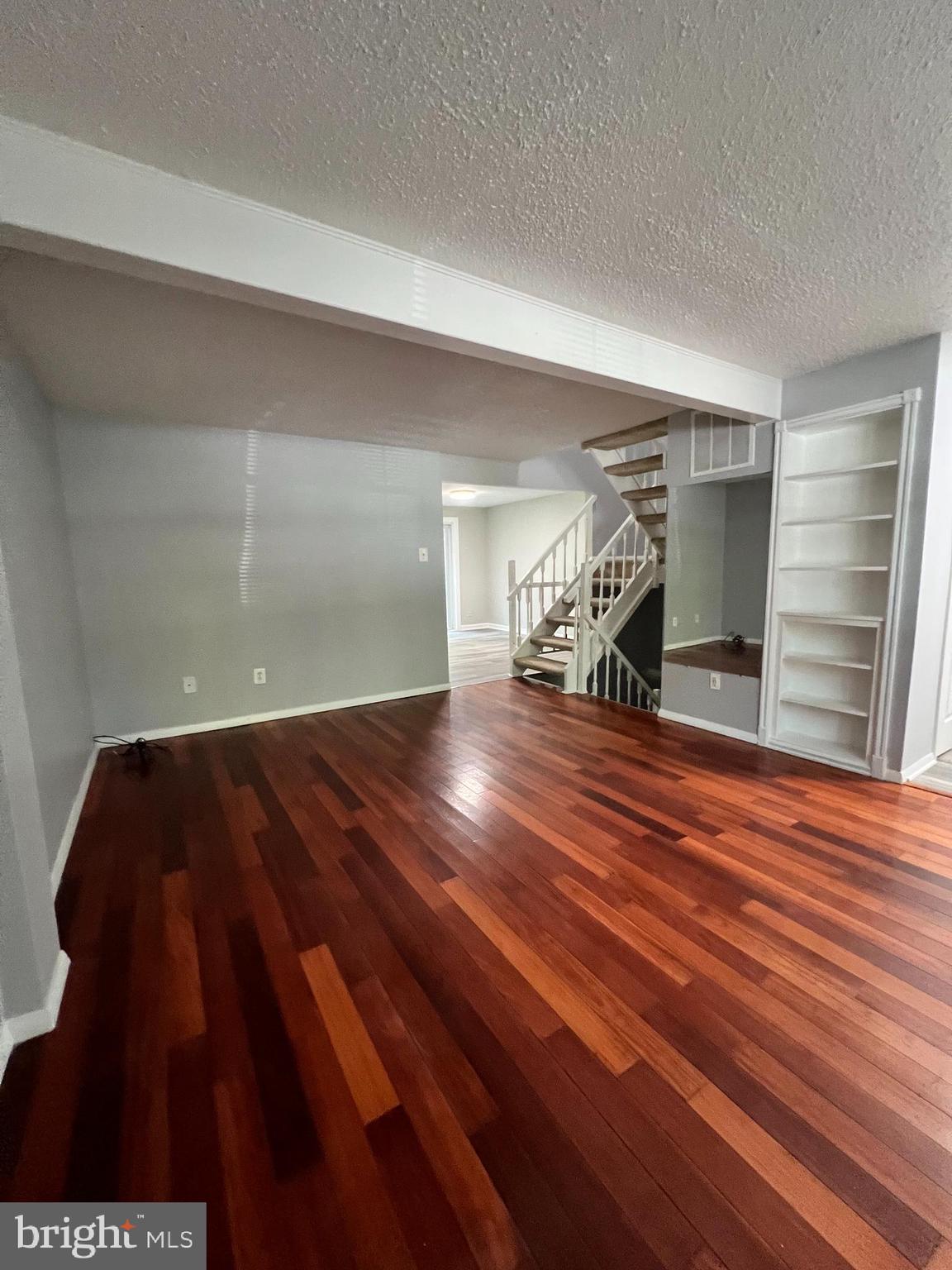 NEWINGTON FOREST - Residential Lease