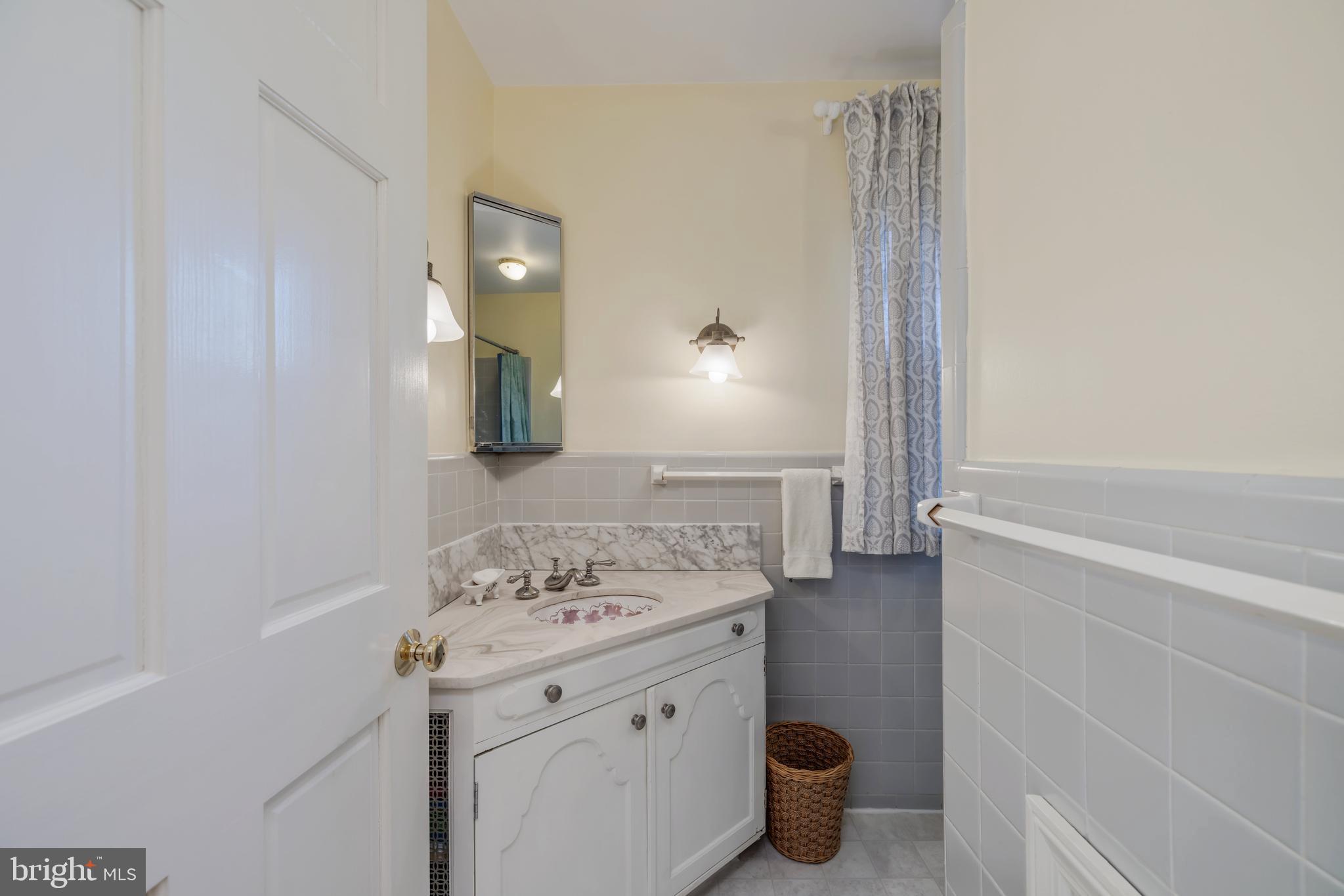 THE HAMLET - Residential