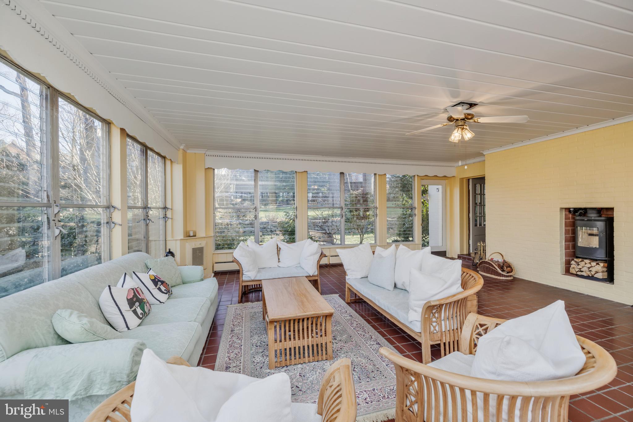 THE HAMLET - Residential