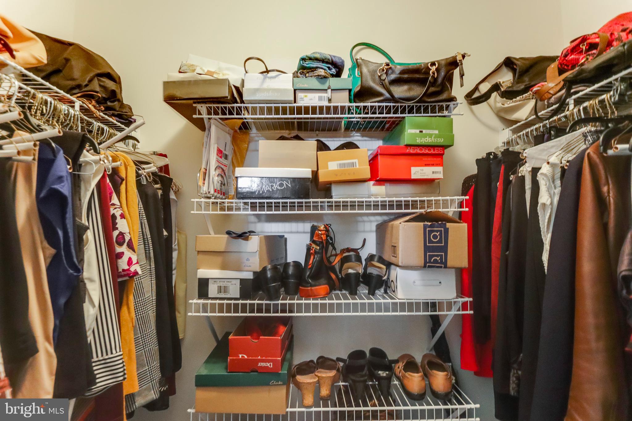 LAKELAND PLACE - Residential