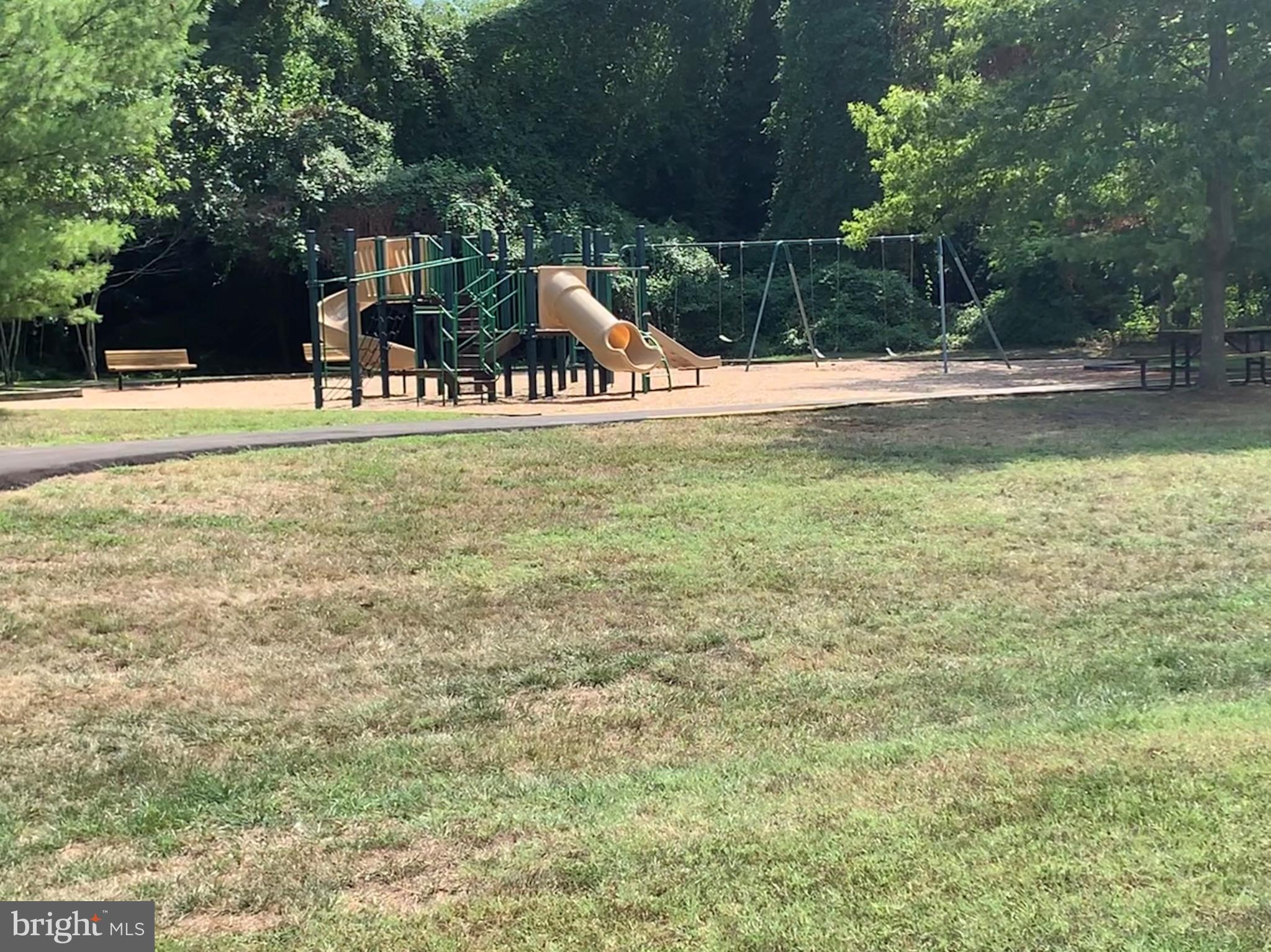 TIDEWATER COLONY - Residential