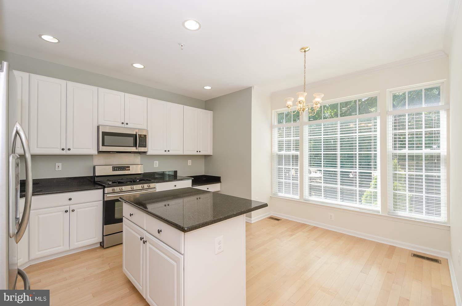 TIDEWATER COLONY - Residential