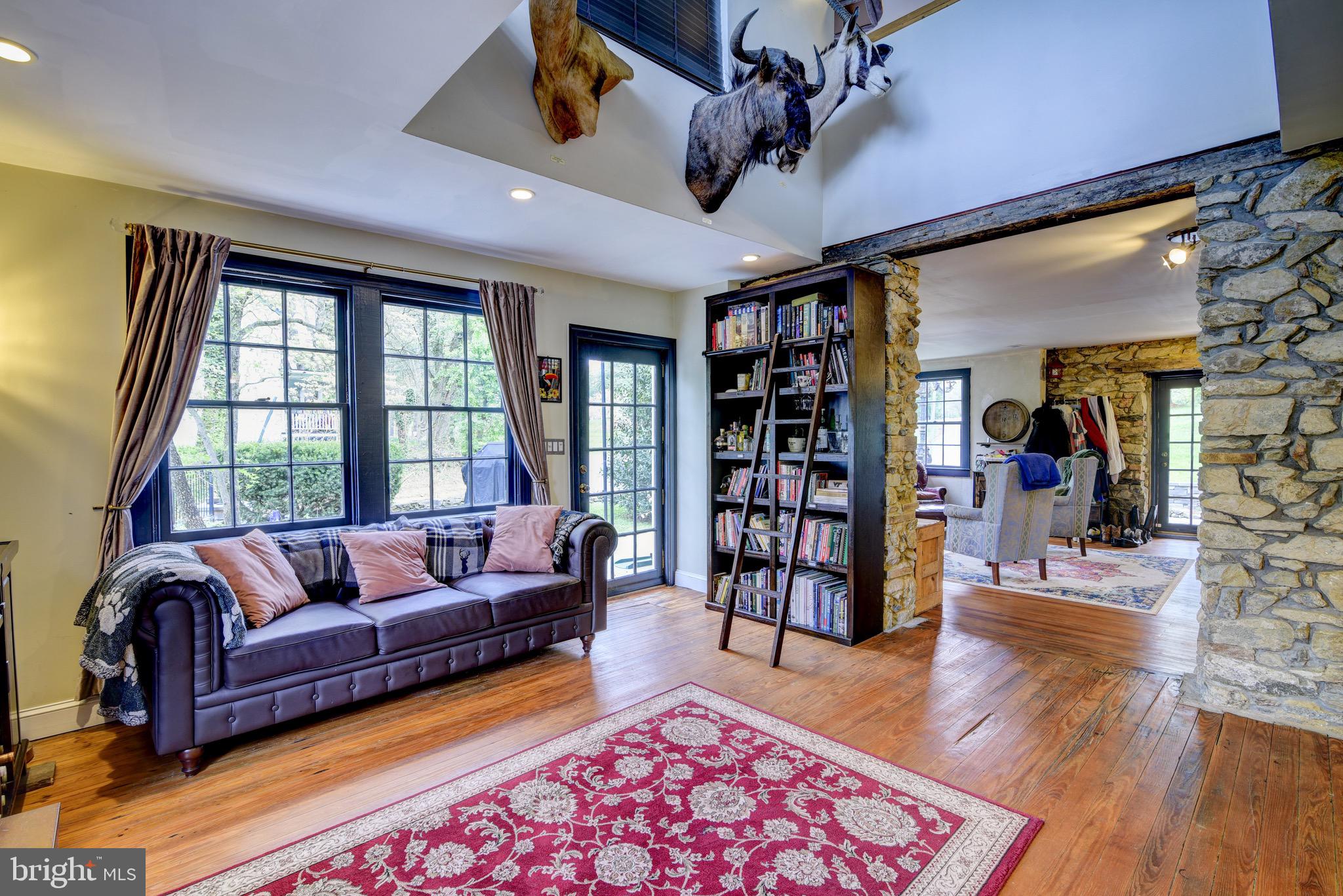 MIDDLEBURG - Residential