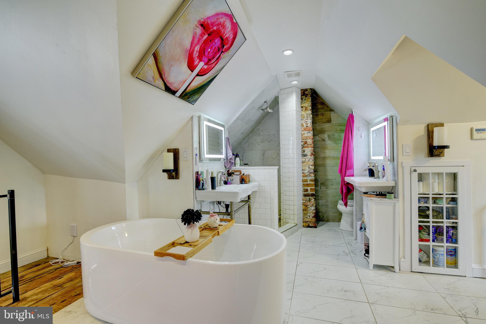 MIDDLEBURG - Residential