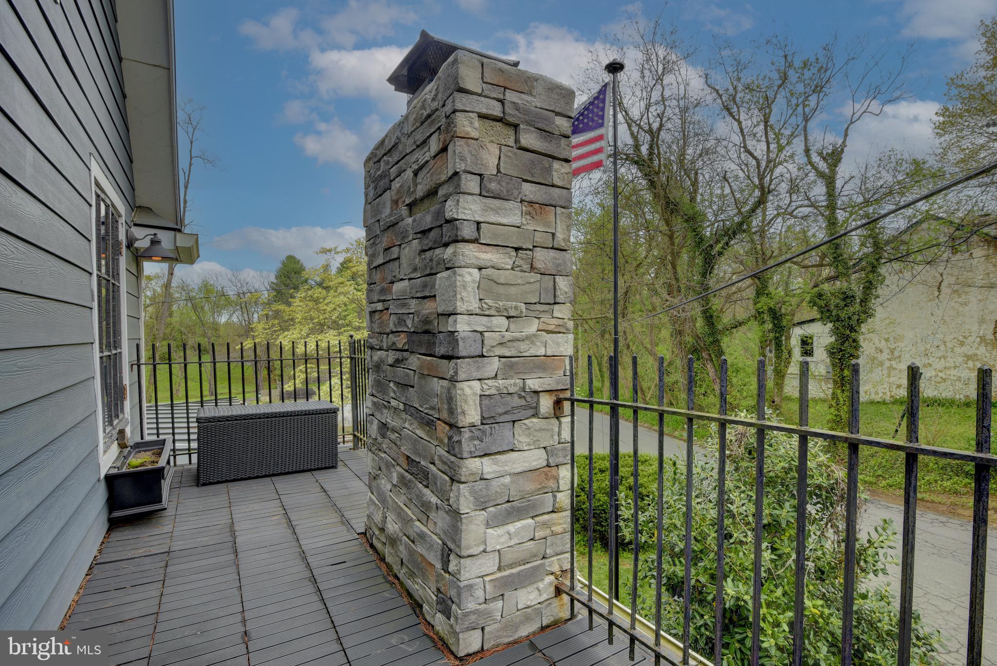 MIDDLEBURG - Residential