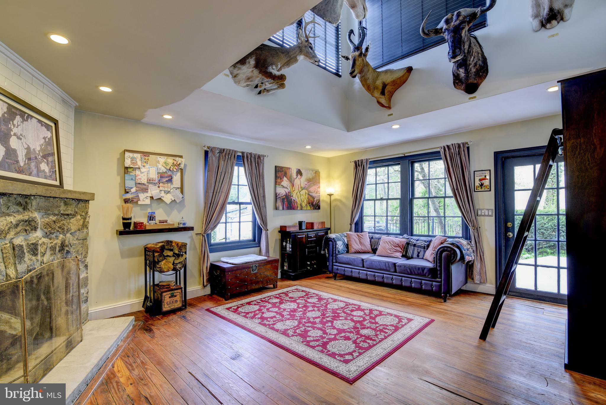 MIDDLEBURG - Residential