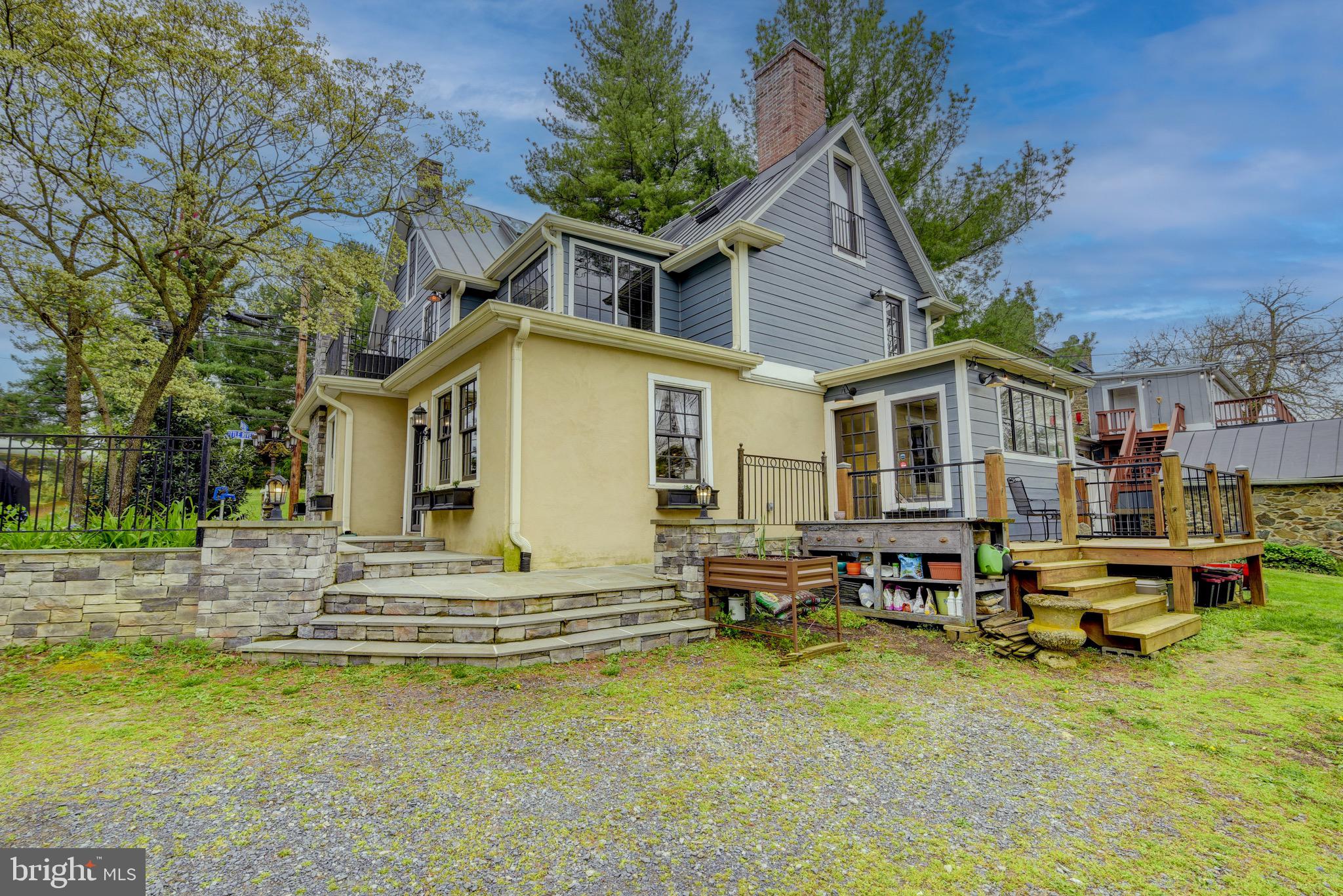 MIDDLEBURG - Residential