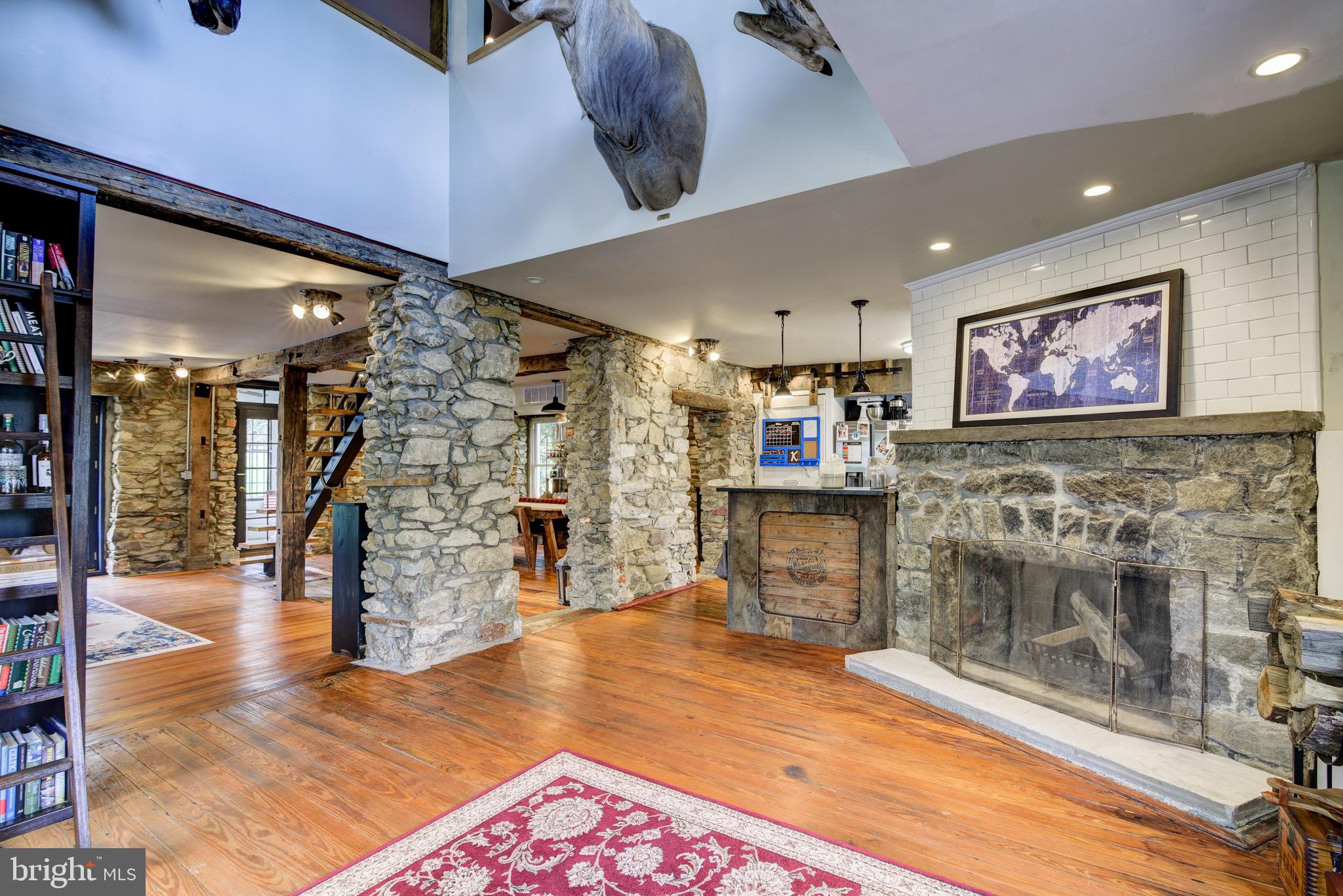 MIDDLEBURG - Residential