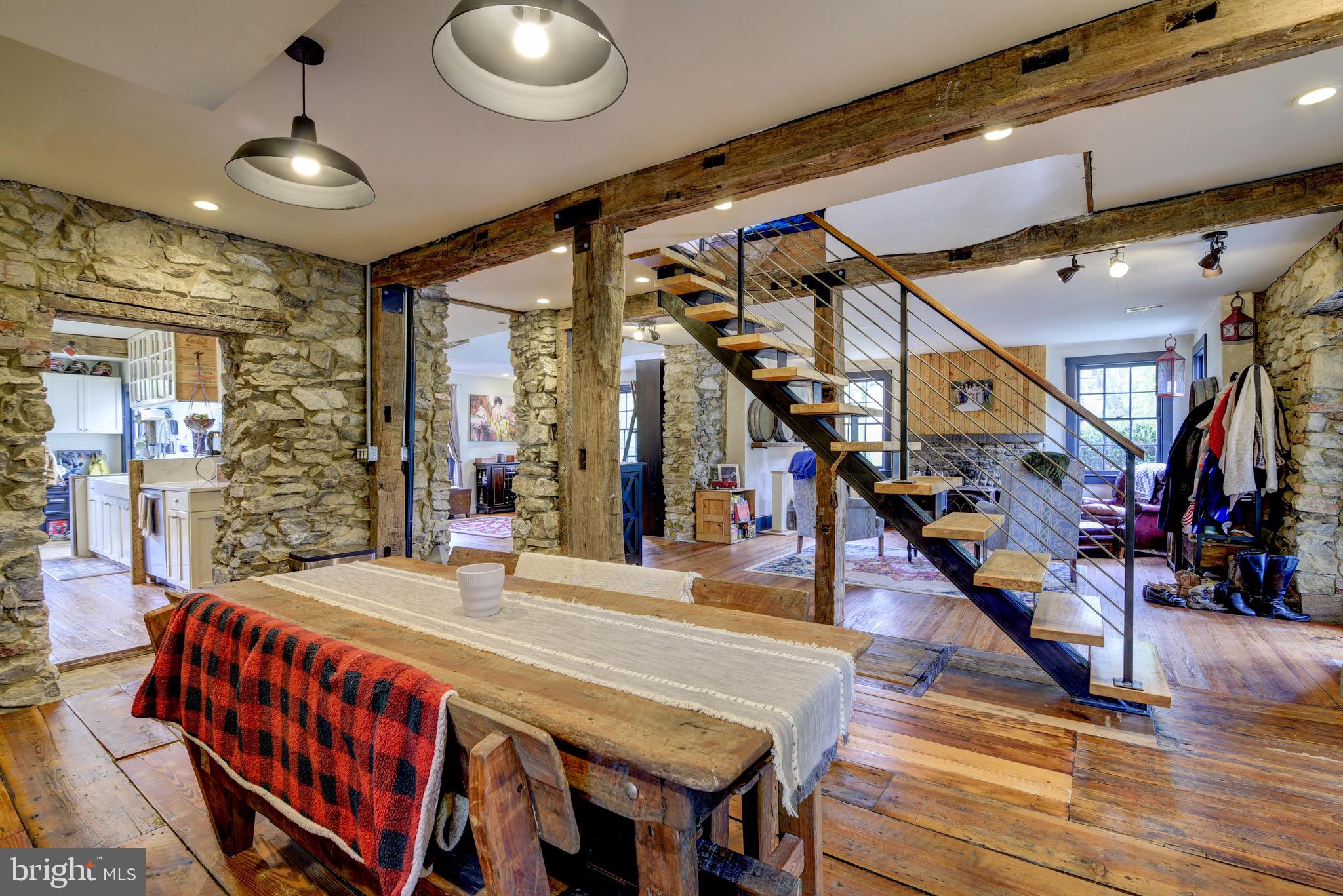 MIDDLEBURG - Residential