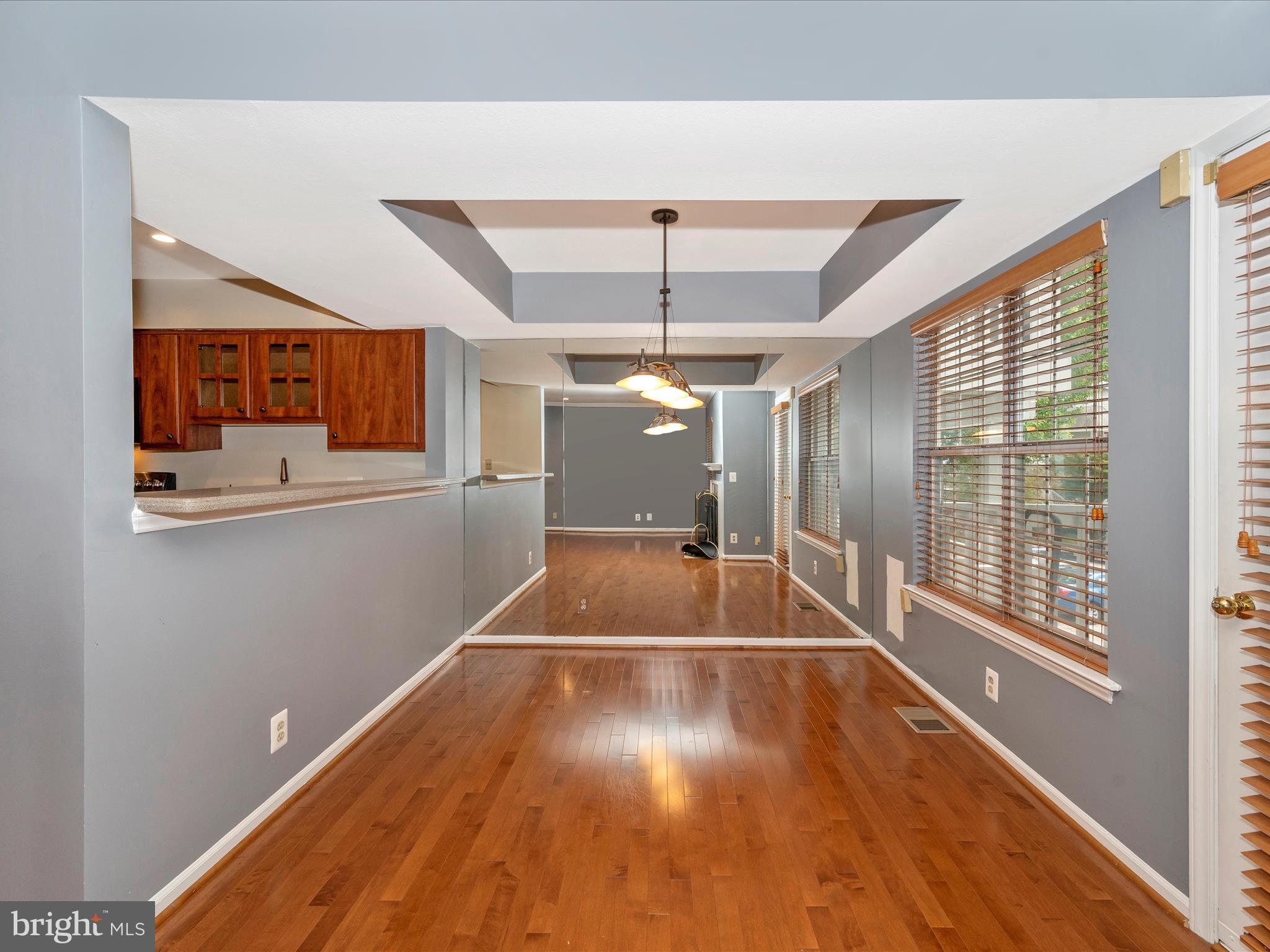 THE GABLES ON TUCKERMAN - Residential