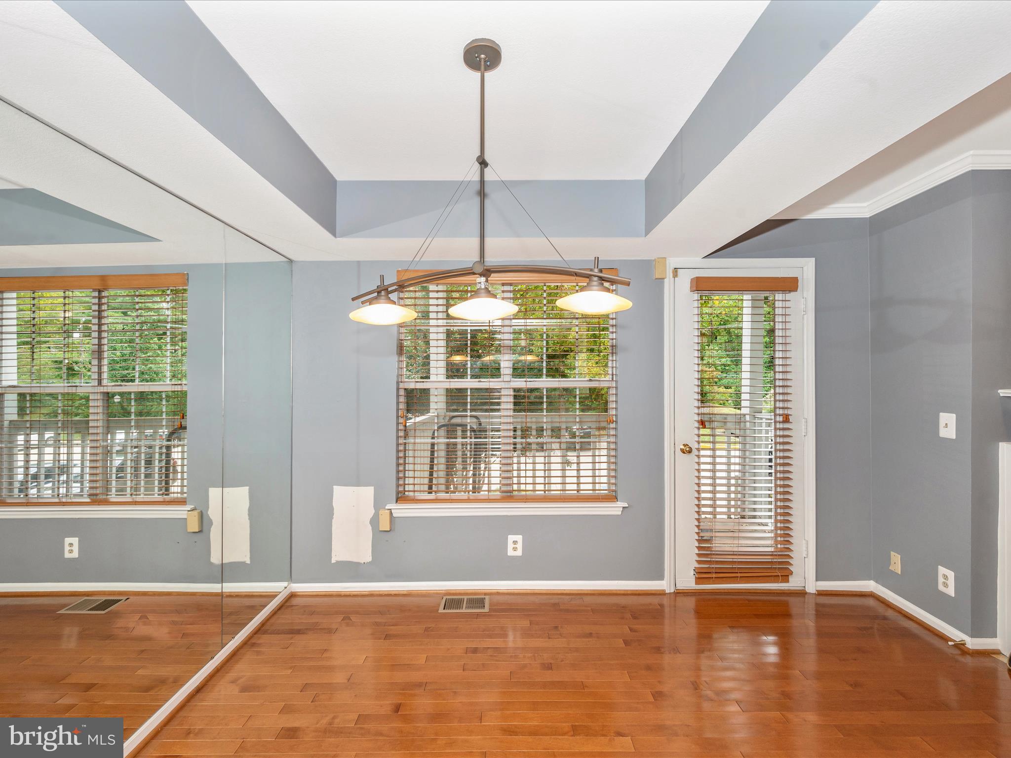 THE GABLES ON TUCKERMAN - Residential