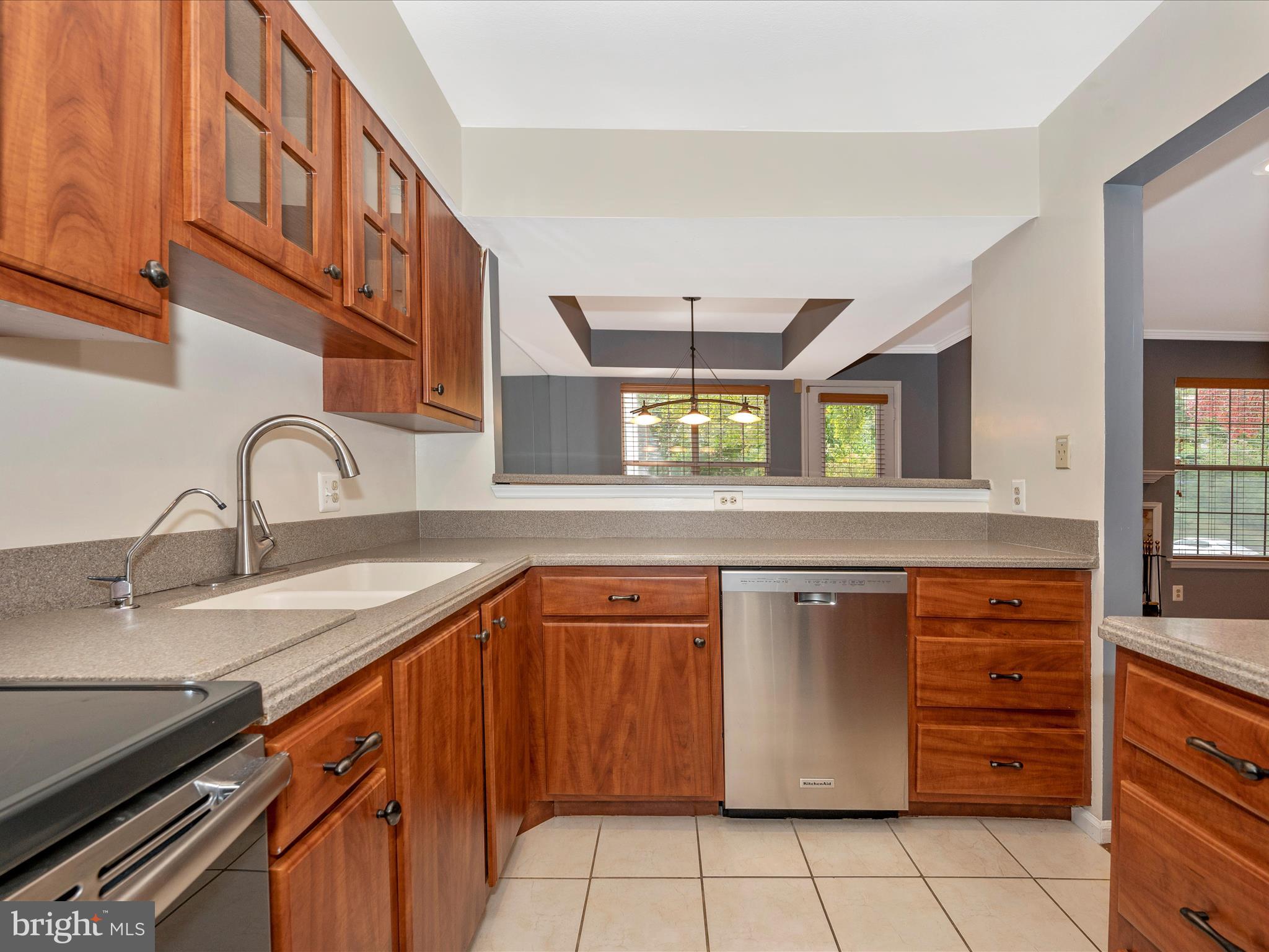 THE GABLES ON TUCKERMAN - Residential