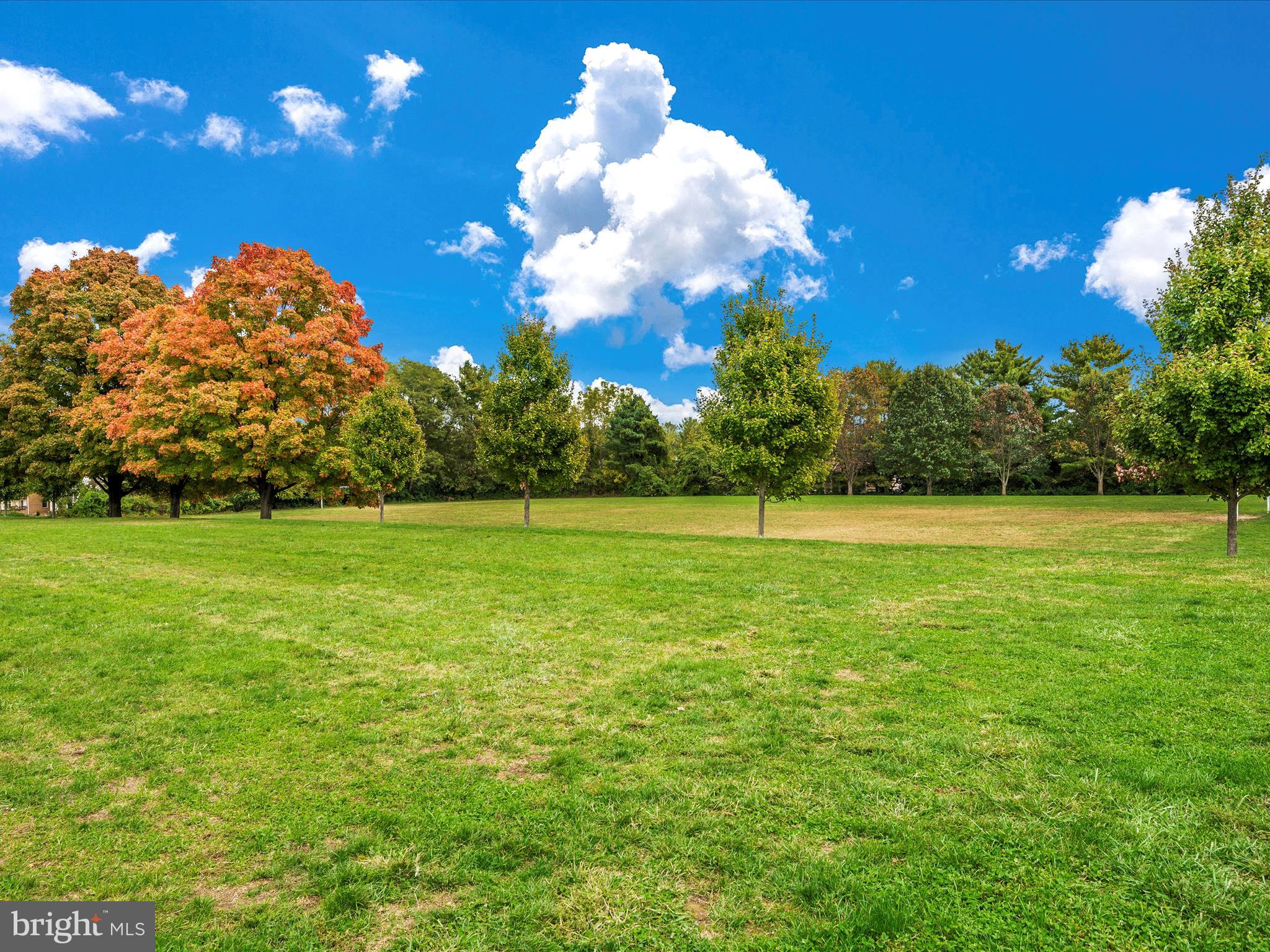 THE GABLES ON TUCKERMAN - Residential
