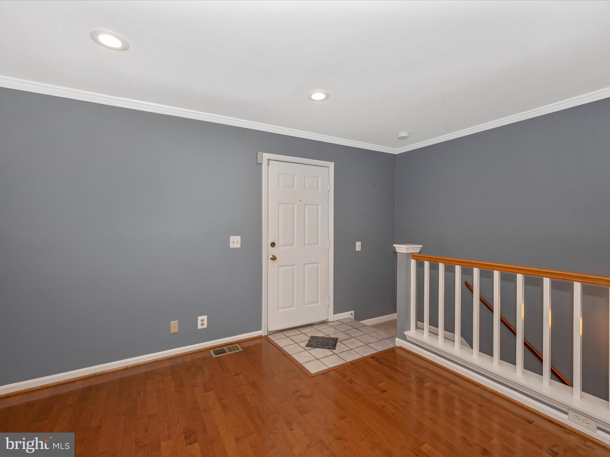 THE GABLES ON TUCKERMAN - Residential