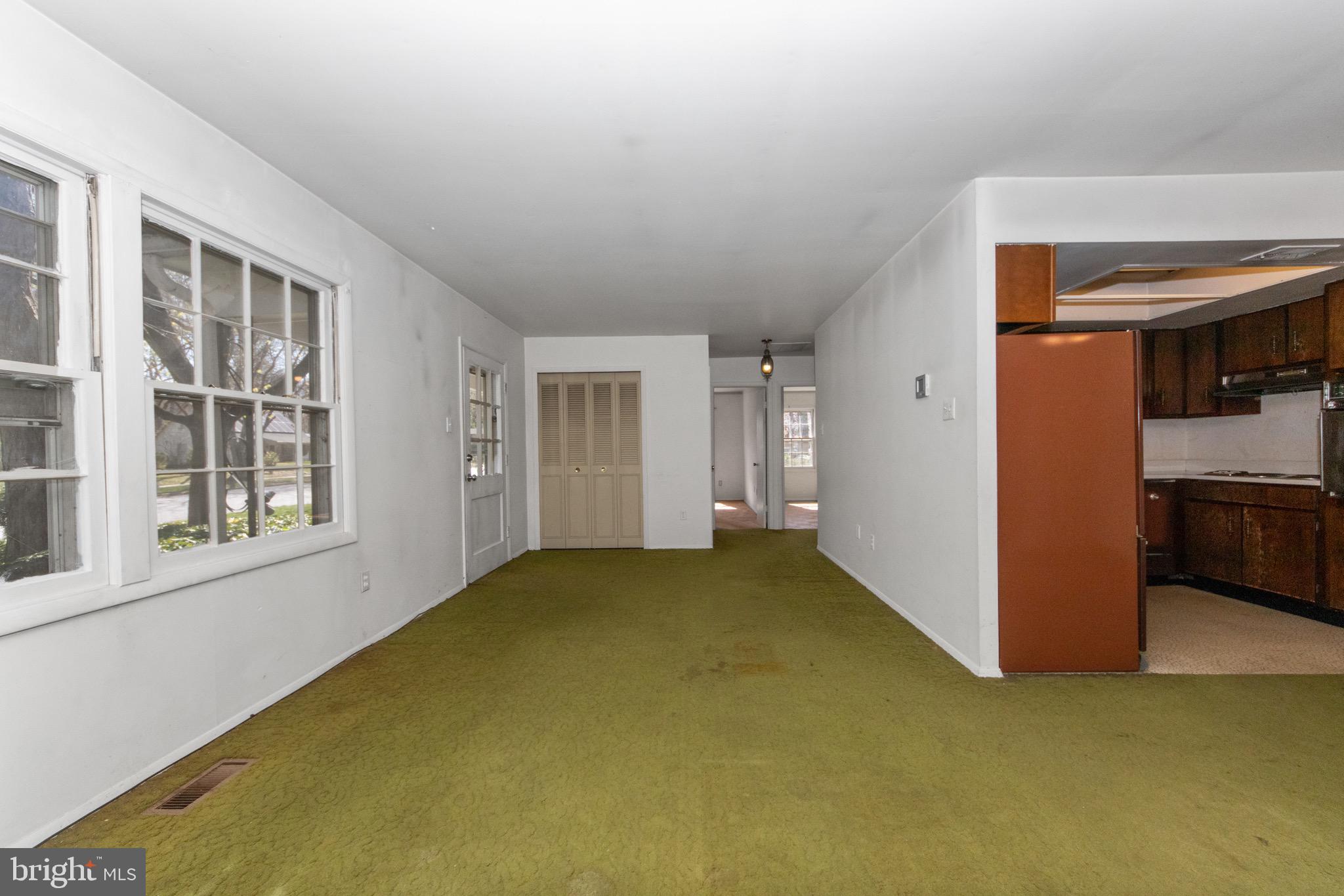 CROFTON TOWNE/PARK - Residential