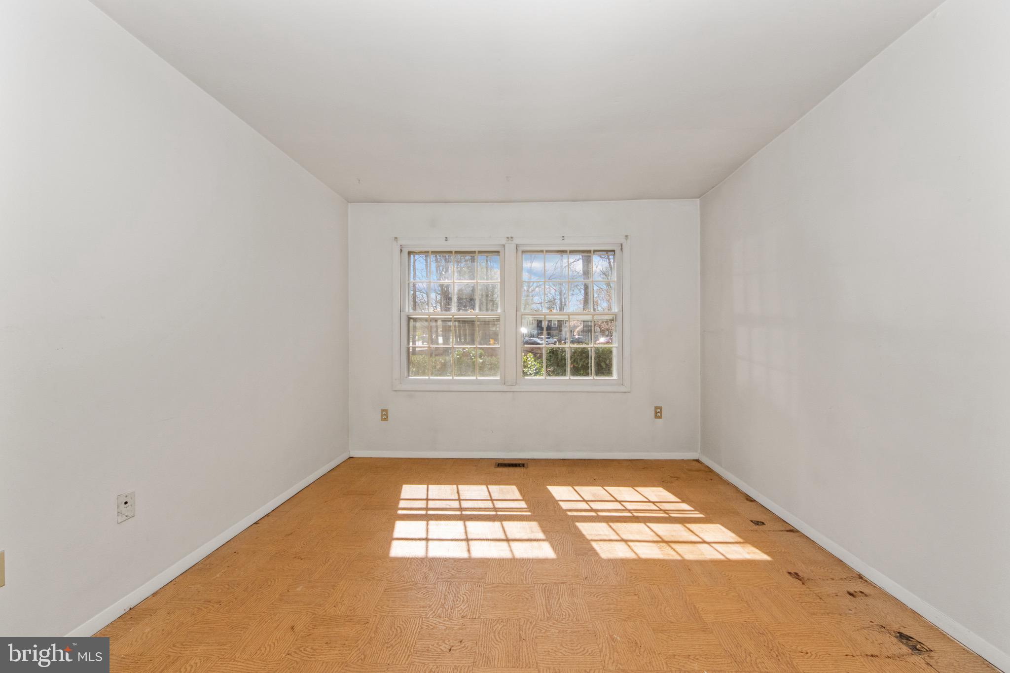 CROFTON TOWNE/PARK - Residential