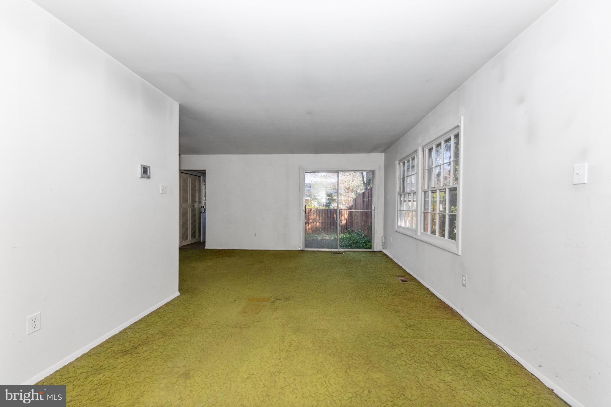 CROFTON TOWNE/PARK - Residential