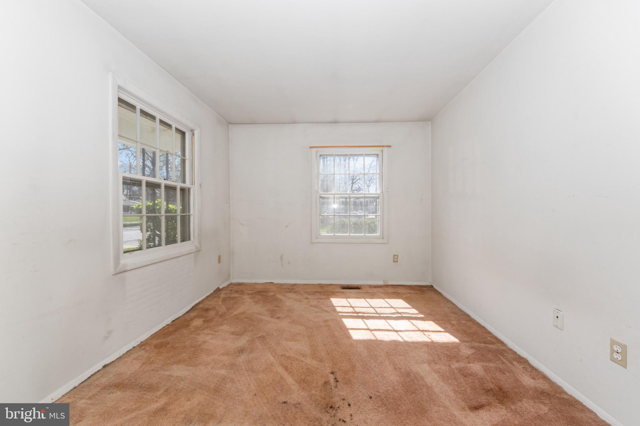 CROFTON TOWNE/PARK - Residential