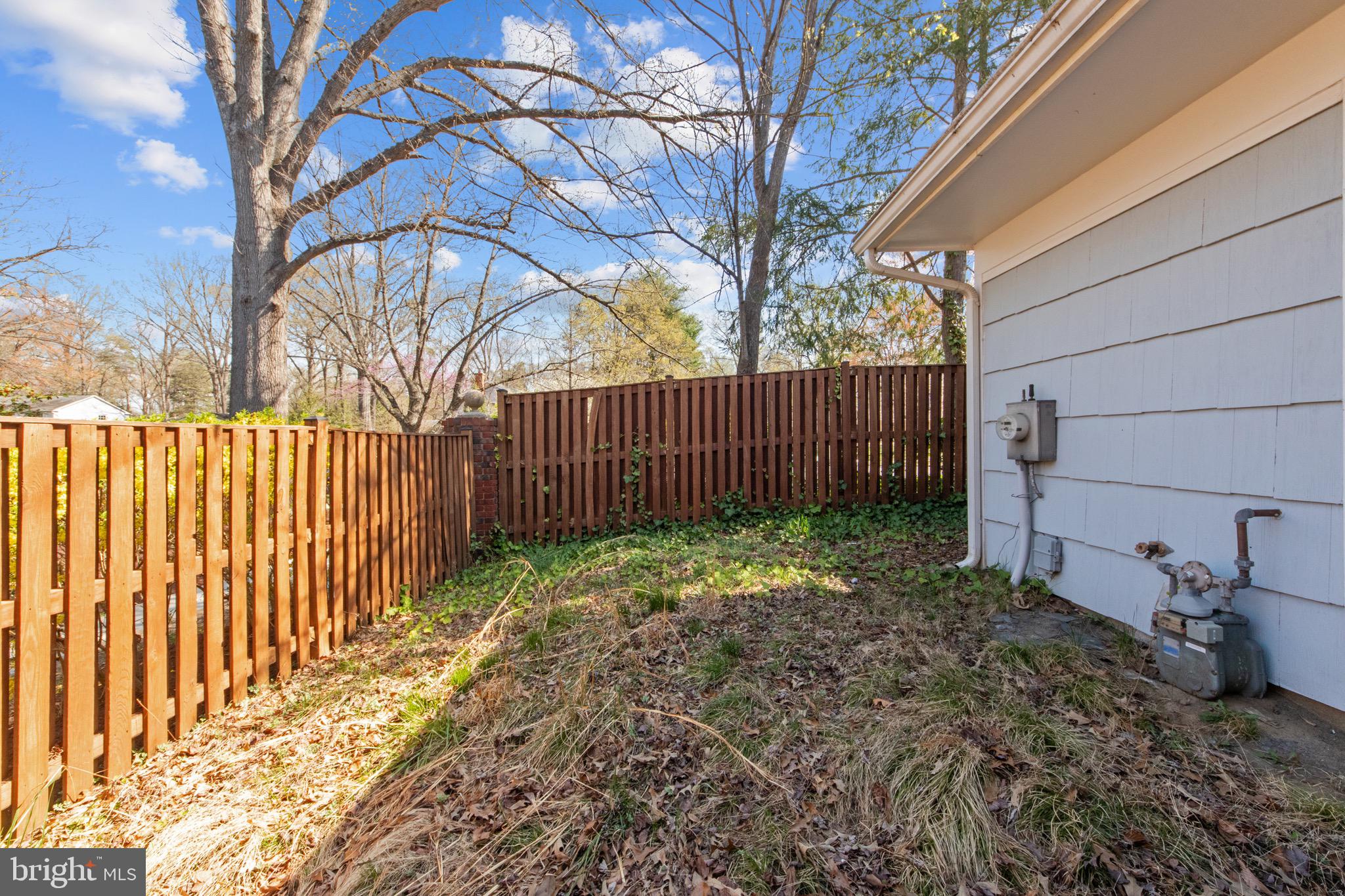 CROFTON TOWNE/PARK - Residential