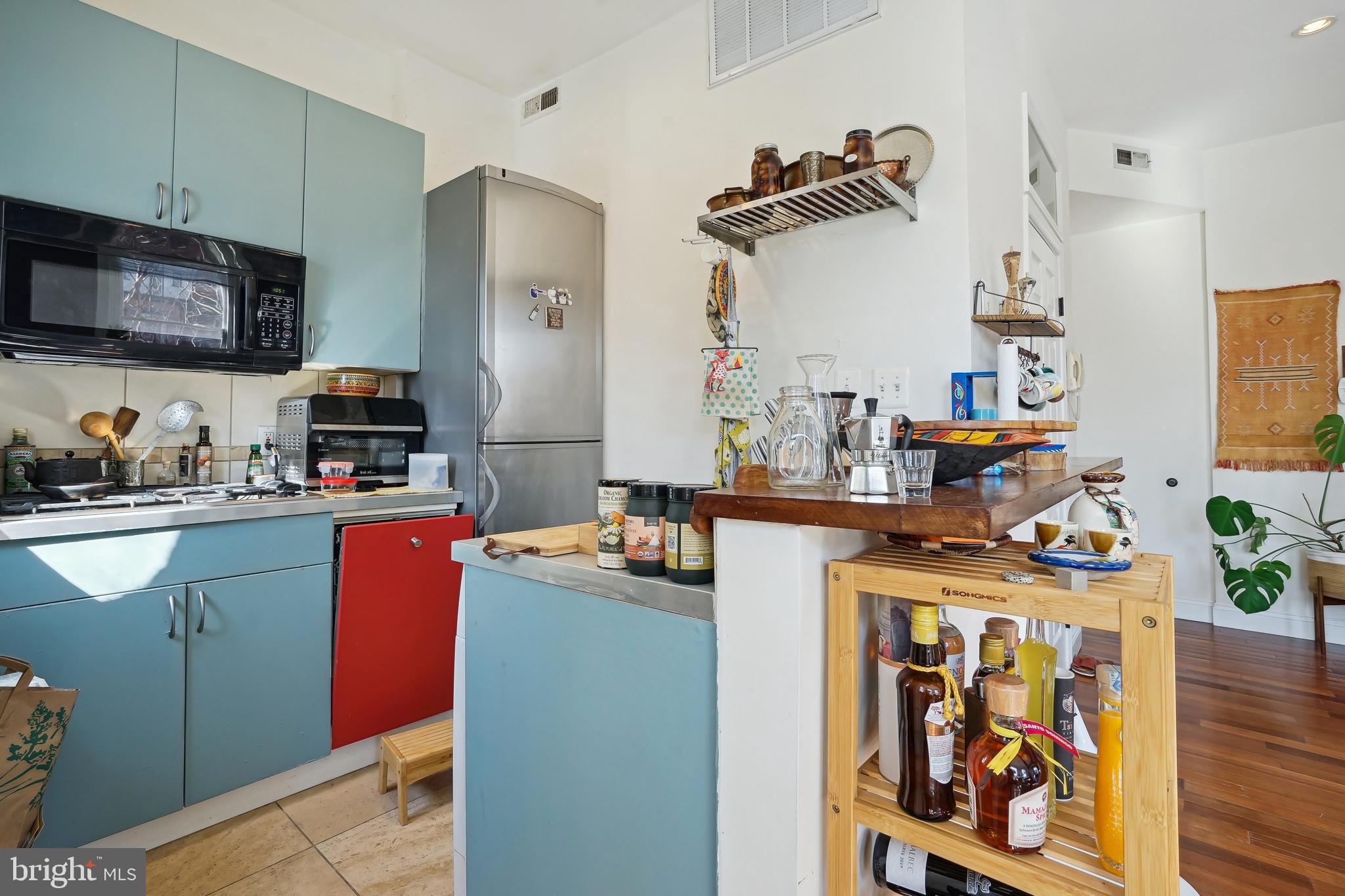 LOGAN CIRCLE - Residential Income