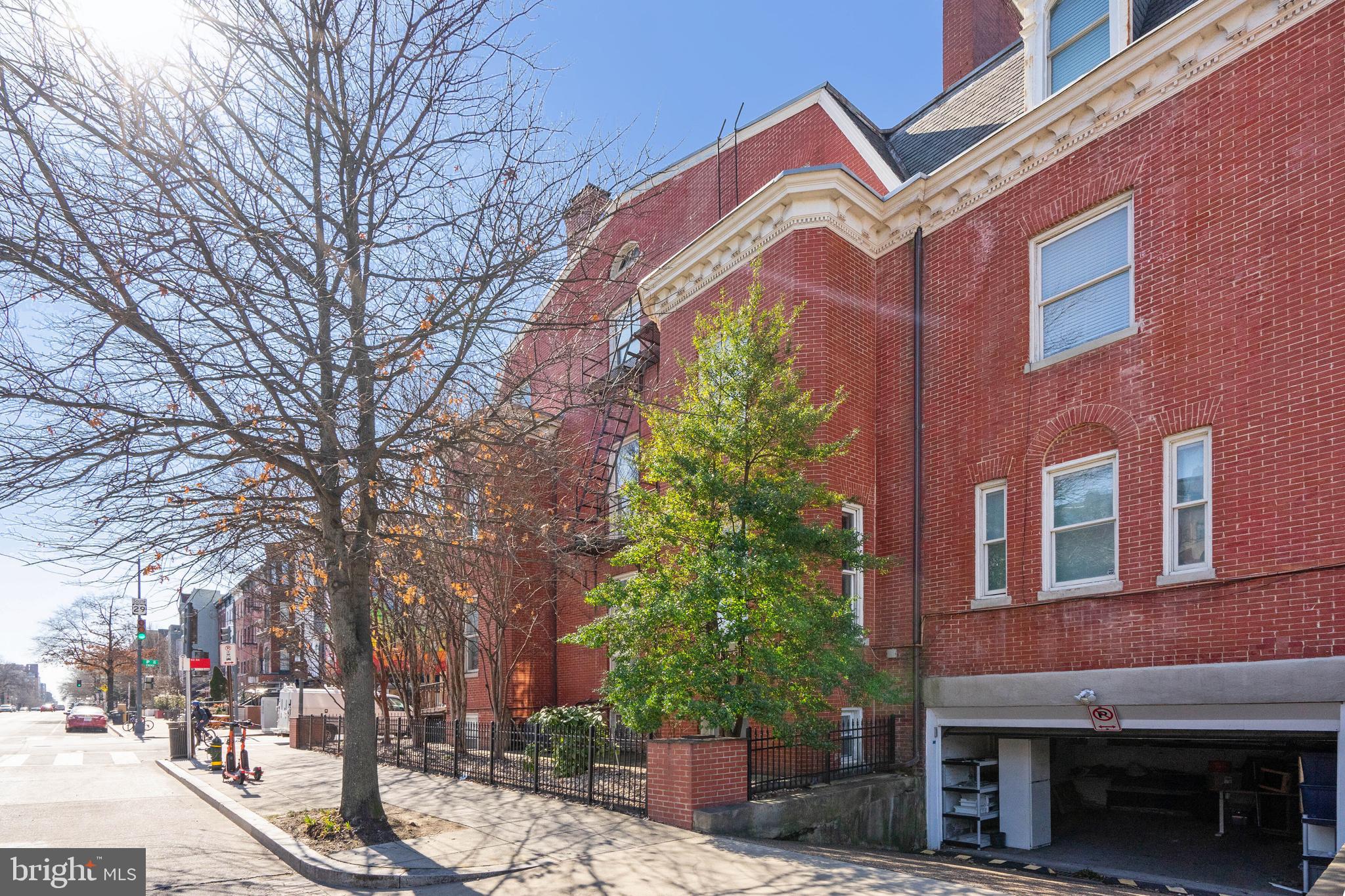 LOGAN CIRCLE - Residential Income