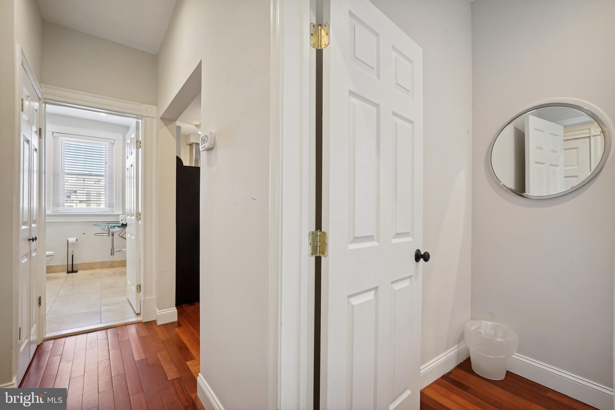 LOGAN CIRCLE - Residential Income