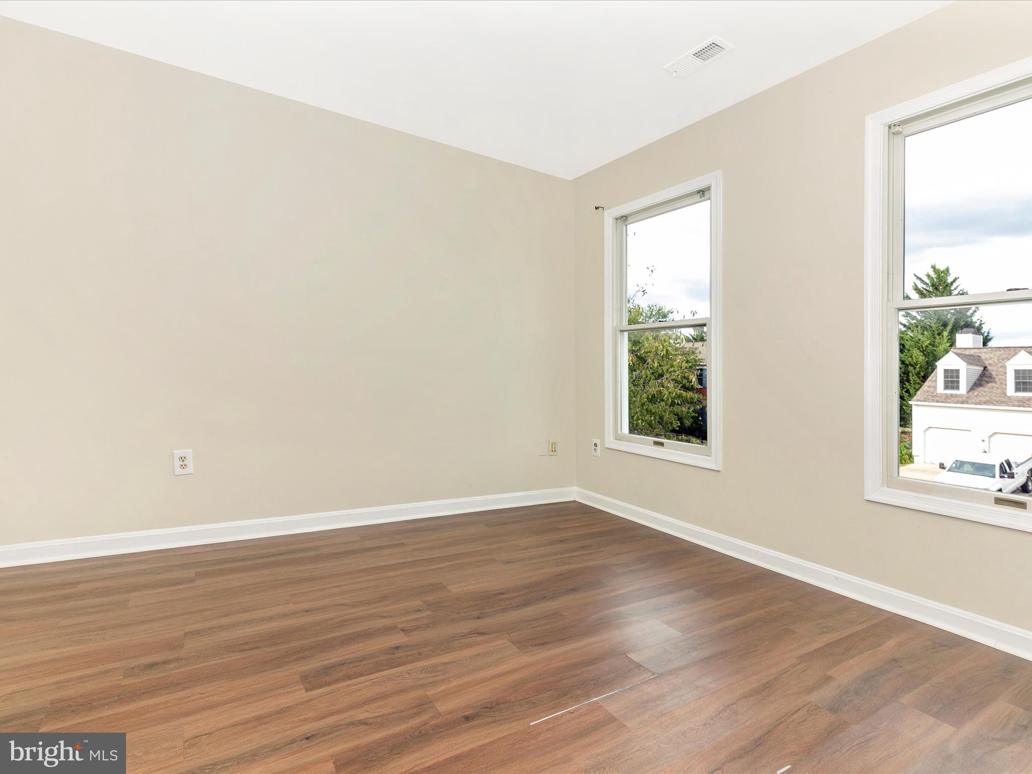 MONARCH RIDGE - Residential Lease