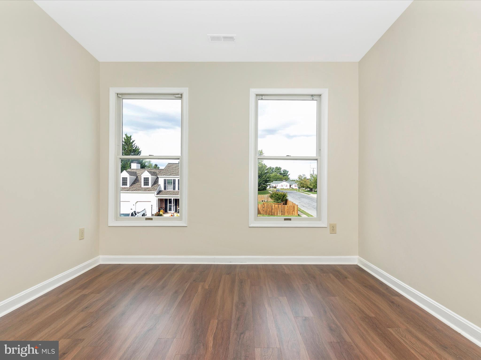 MONARCH RIDGE - Residential Lease