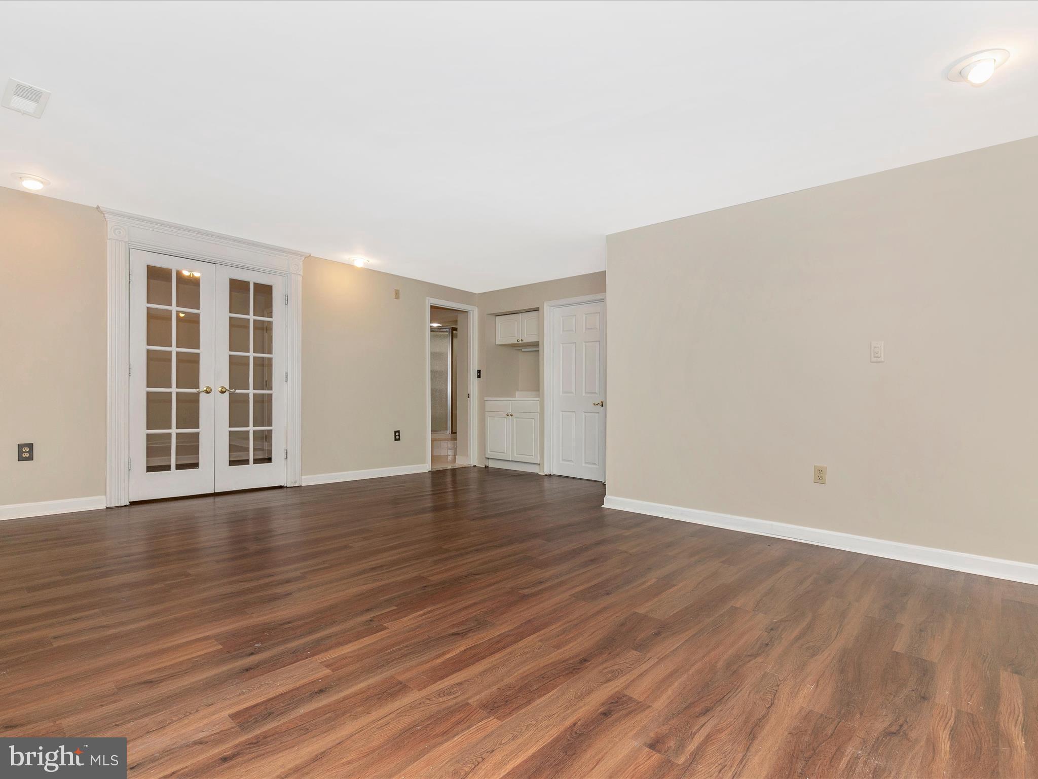 MONARCH RIDGE - Residential Lease