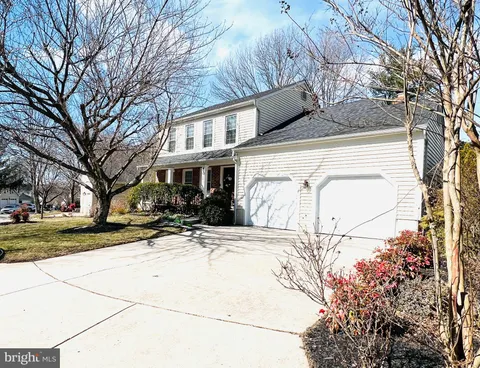 19005 Leatherbark Drive, Germantown, MD MLS: MDMC2167118