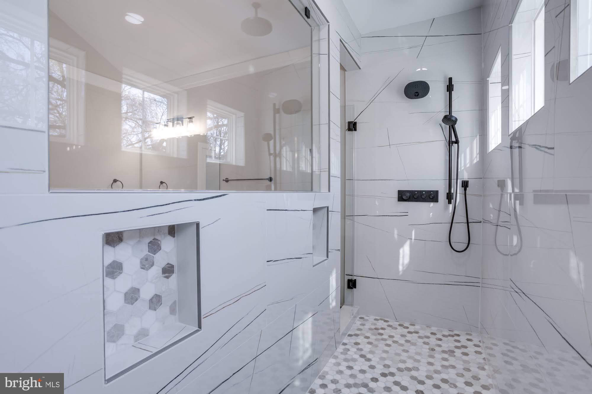 LEE MEADOWS - Residential