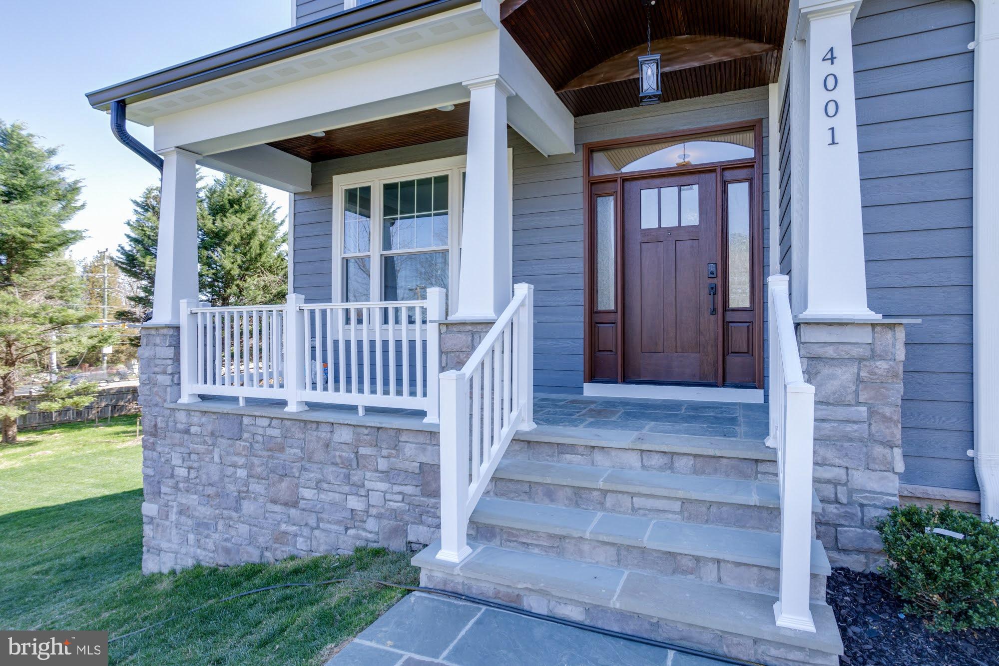 LEE MEADOWS - Residential