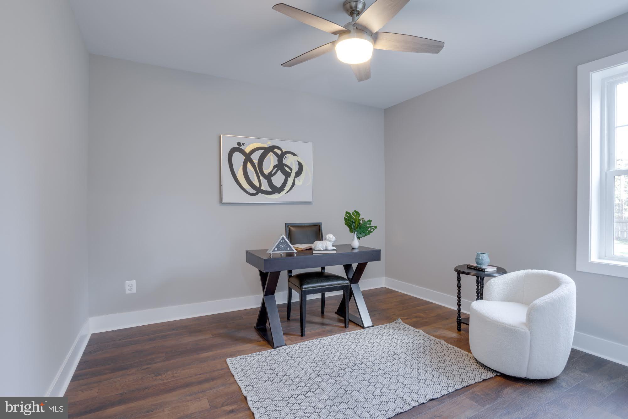 LEE MEADOWS - Residential