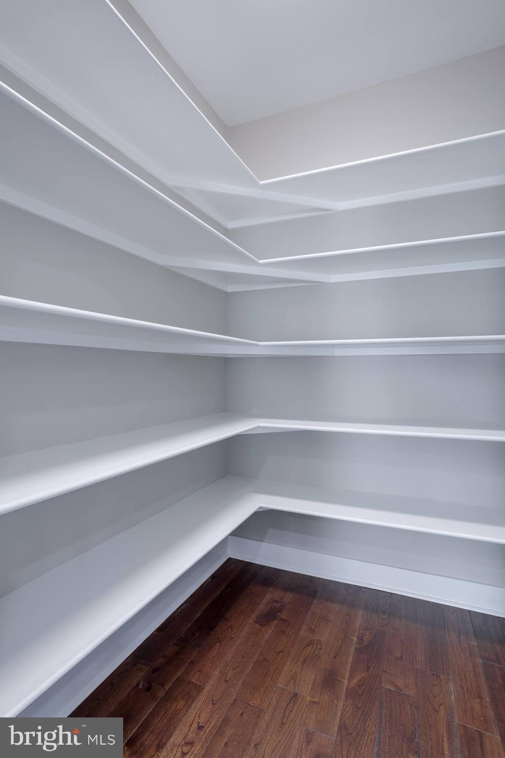 LEE MEADOWS - Residential