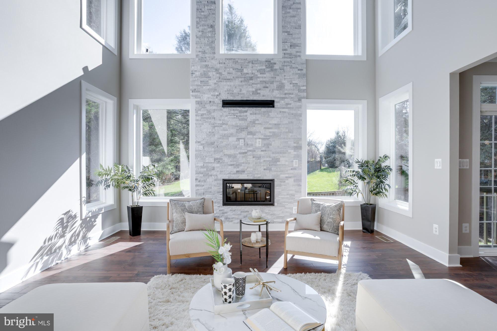 LEE MEADOWS - Residential