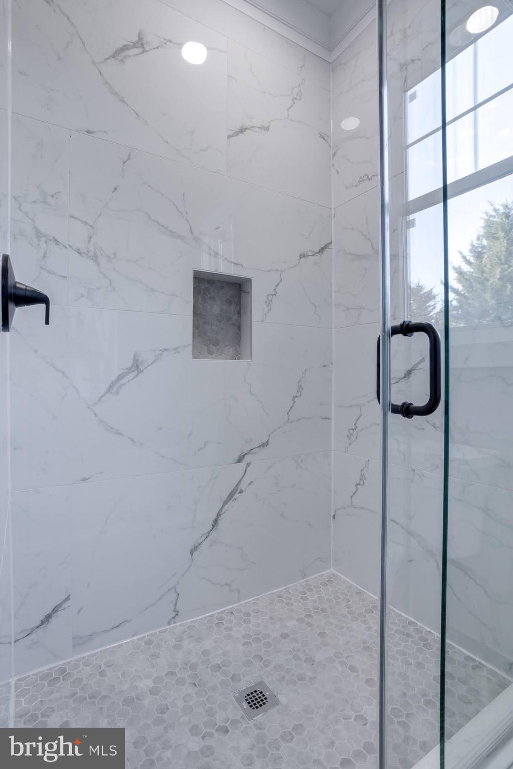 LEE MEADOWS - Residential