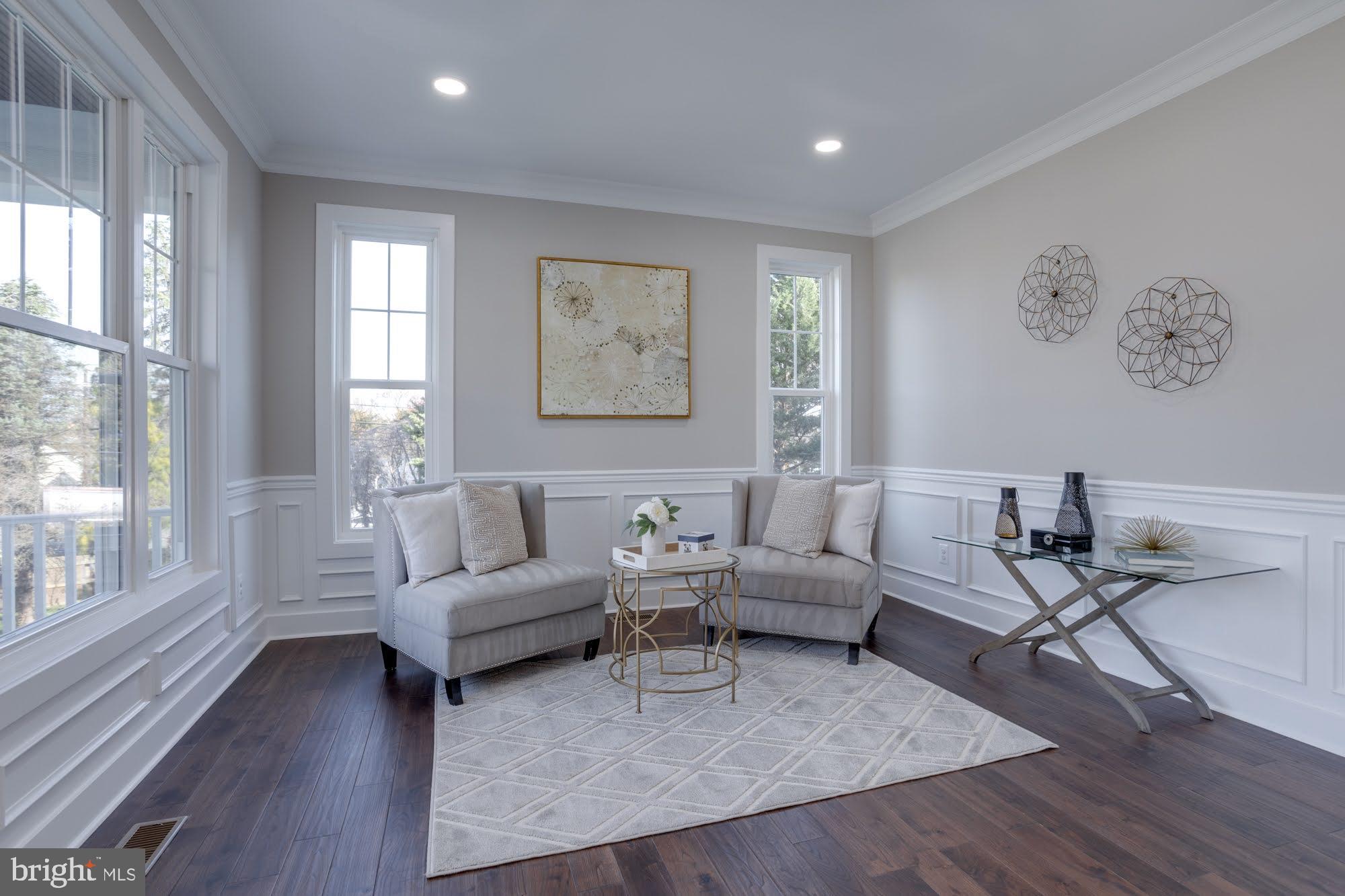 LEE MEADOWS - Residential