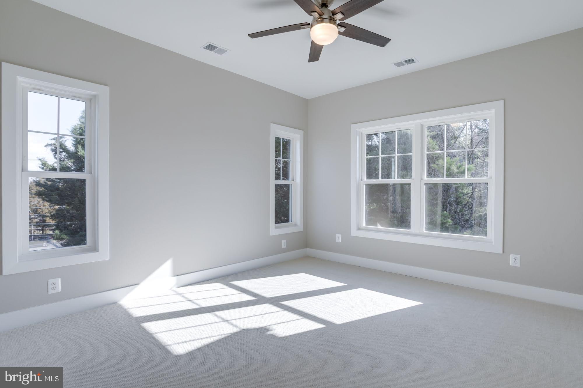 LEE MEADOWS - Residential