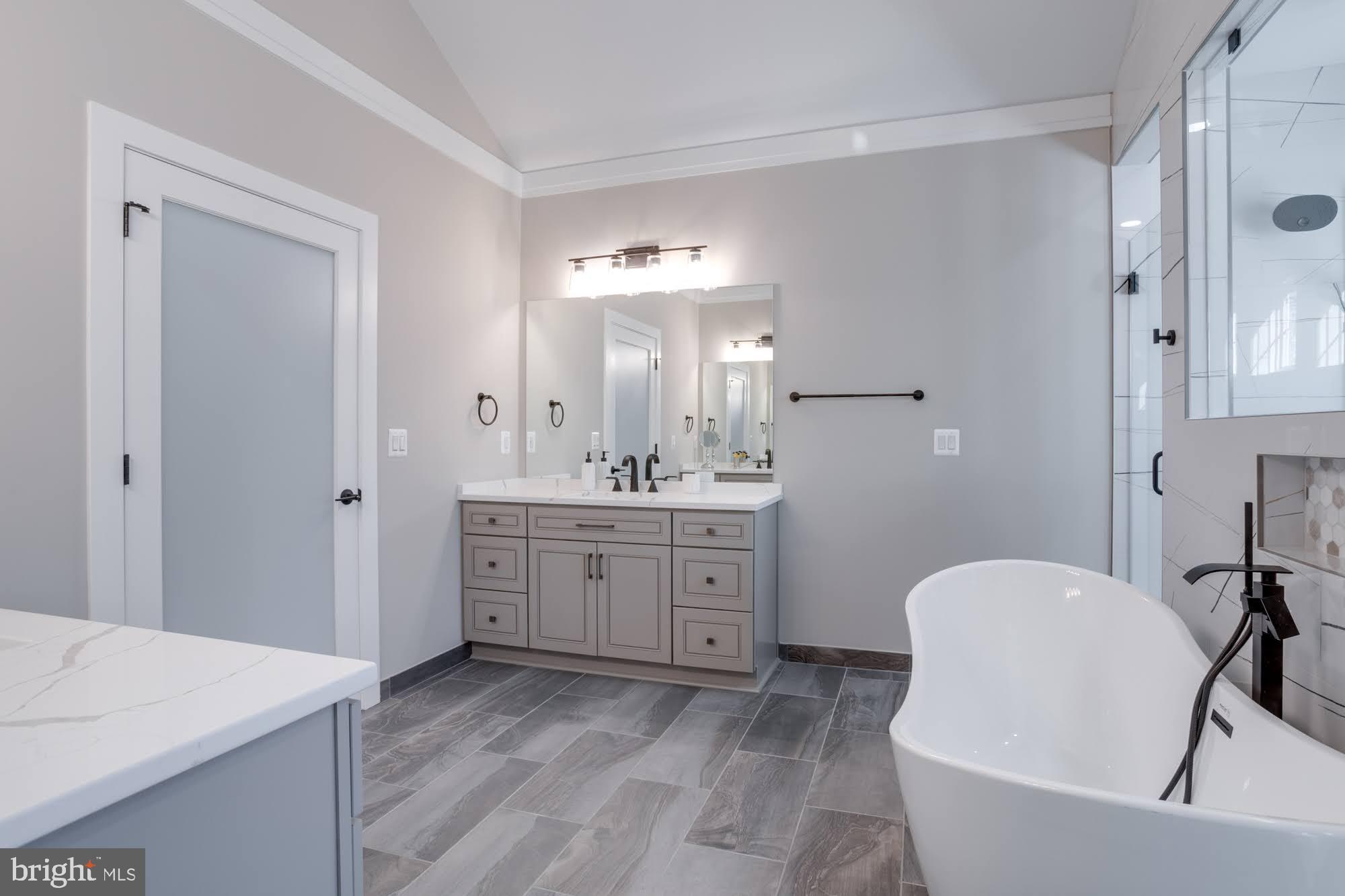 LEE MEADOWS - Residential