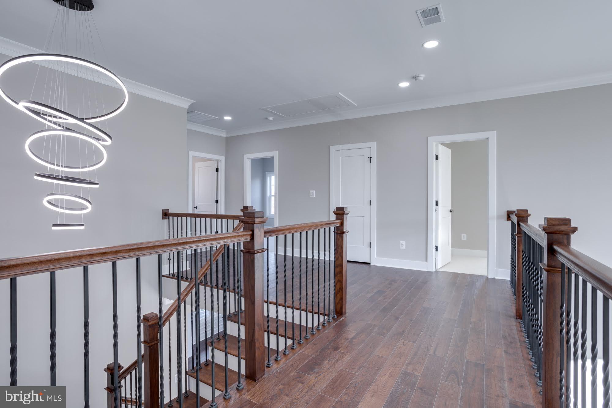 LEE MEADOWS - Residential