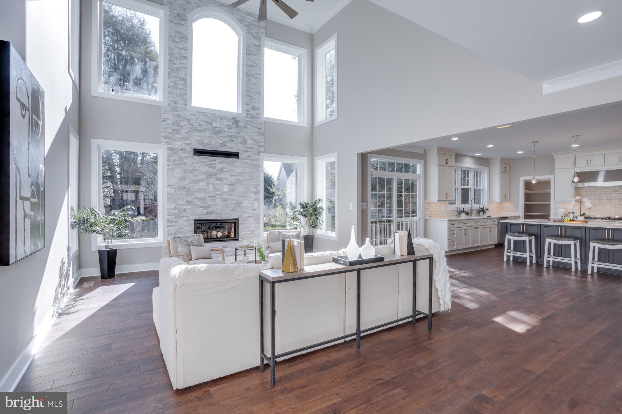 LEE MEADOWS - Residential